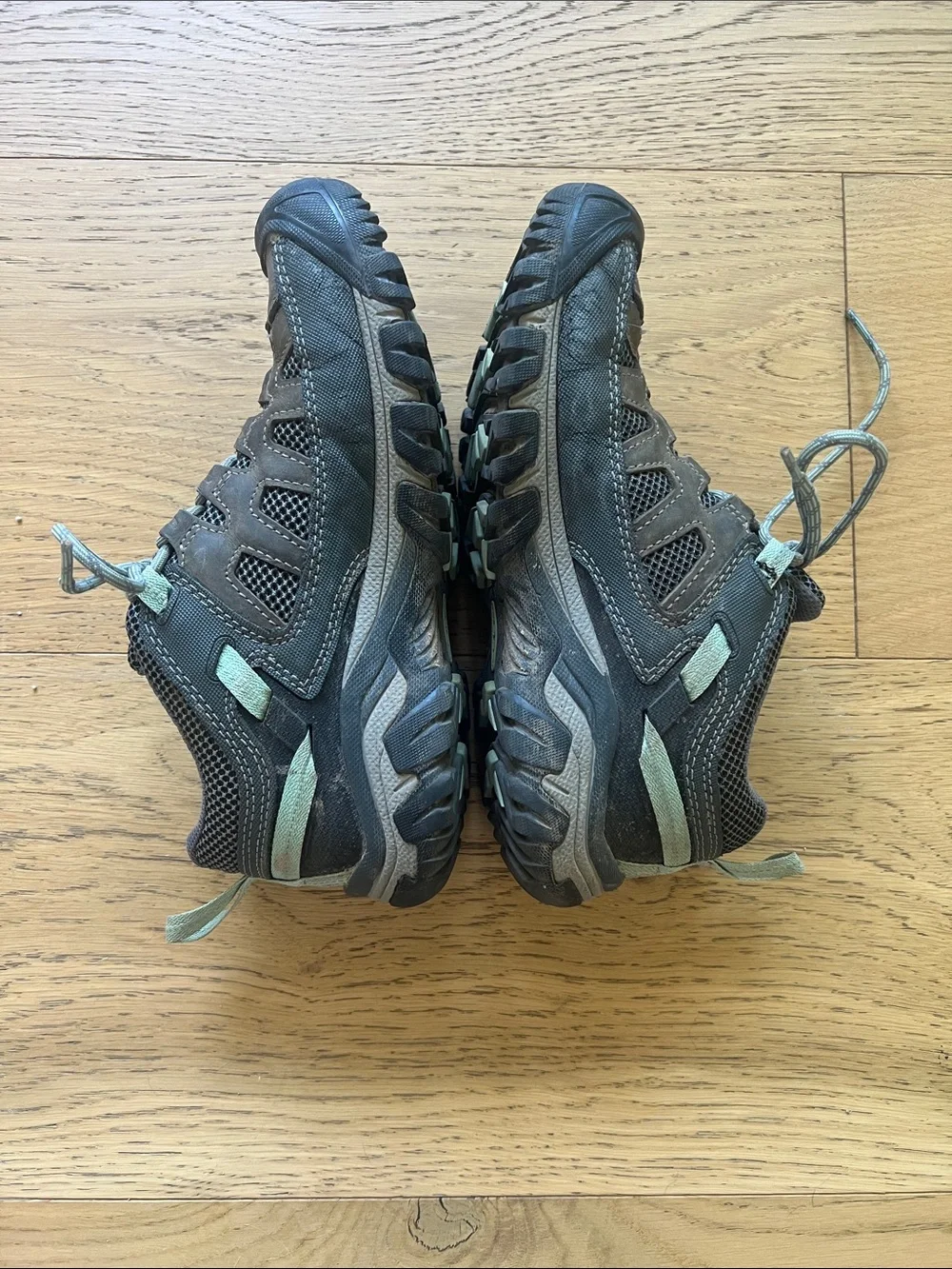 Keen Women's Grey and Light Blue Lace-Up Hiking Shoes
